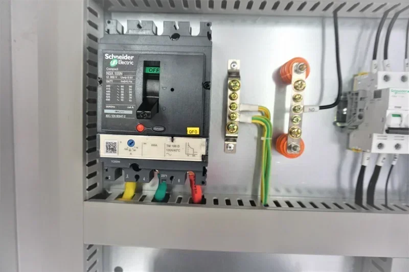 Outdoor Power Distribution Cab - đánh giá và giá Outdoor Power Board Box
